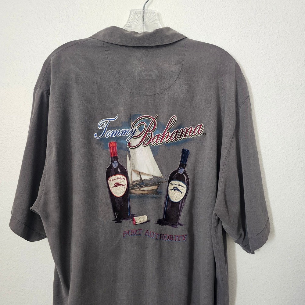 Tommy Bahama Port Authority Silk Camp Shirt Gray Wine Sailboat Graphic Mens XL